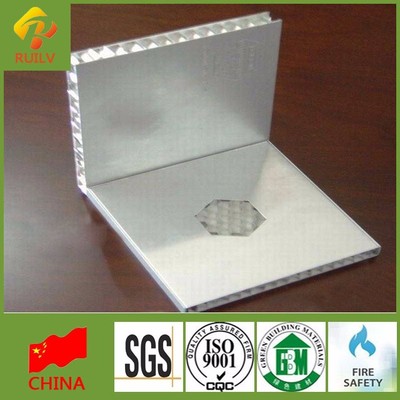 南寧鋁蜂窩板廠家 衛生間蜂窩板隔斷與蜂窩鋁板墻面隔斷的全面解析